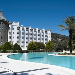 https://castle-resort-spa-hotel-sarigerme.aegeanhotels.net